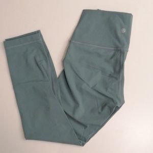 Lululemon EUC Wunder Under HR Crop 23" inseam size 6 Tidewater Teal